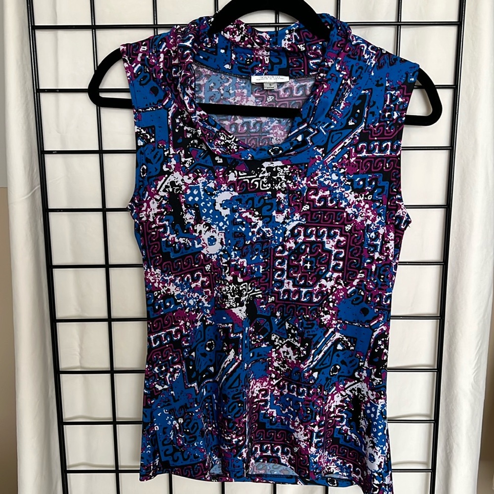 Tahari Multi Colored Shell Small